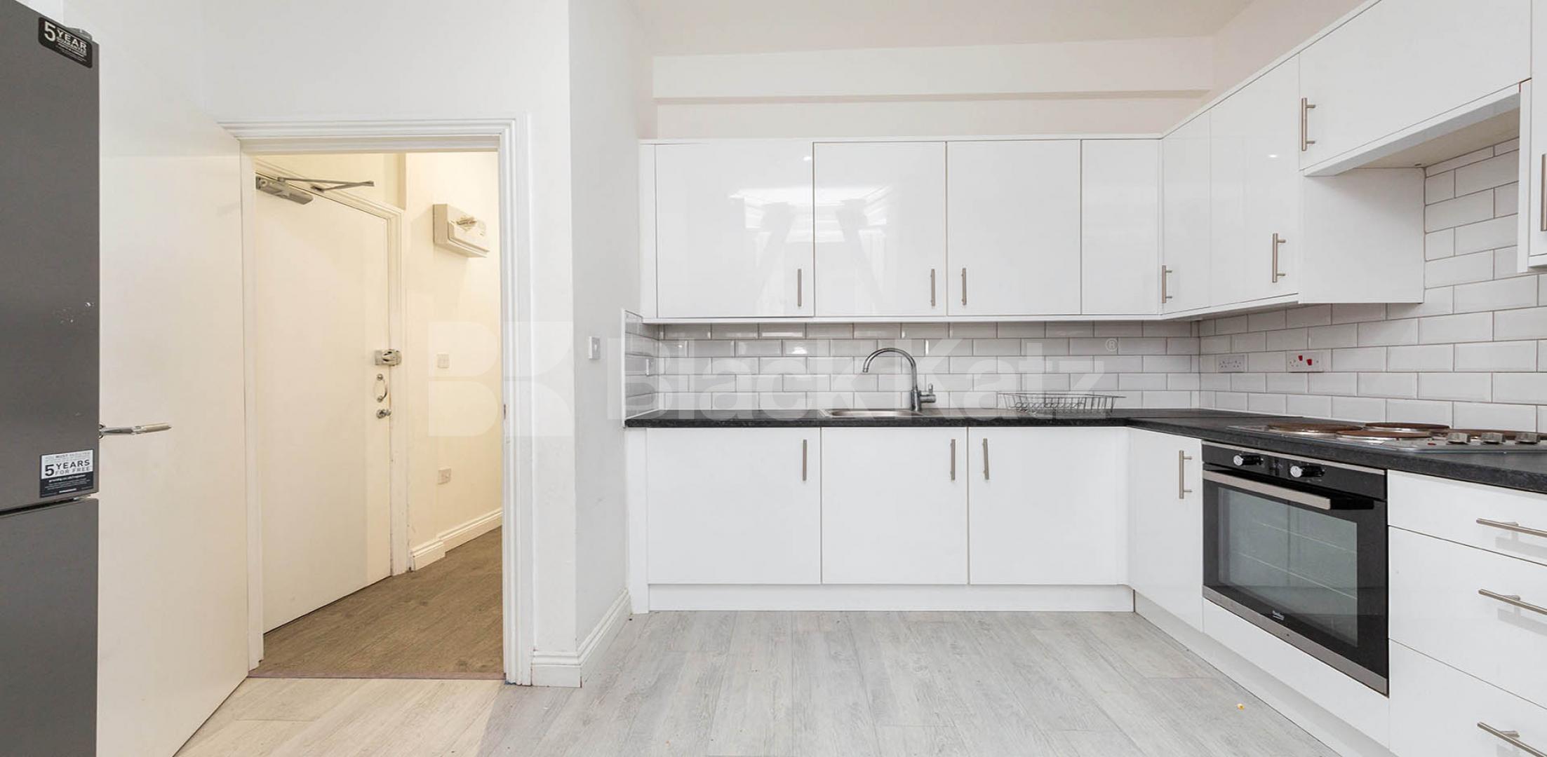 			2 Bedroom, 1 bath, 1 reception Apartment			 Foulden Road, STOKE NEWINGTON